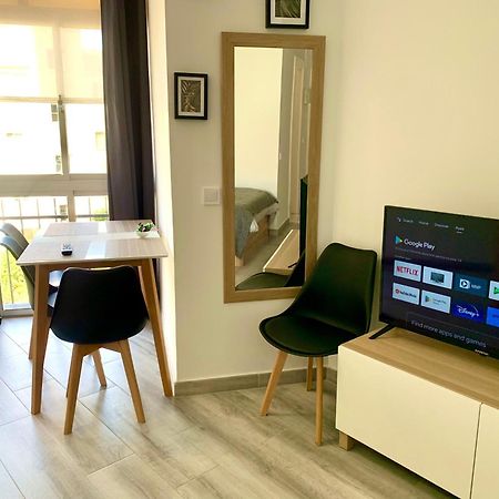 Precioso Estudio Frente Al Mar Con Piscina Benalmádena Exterior foto