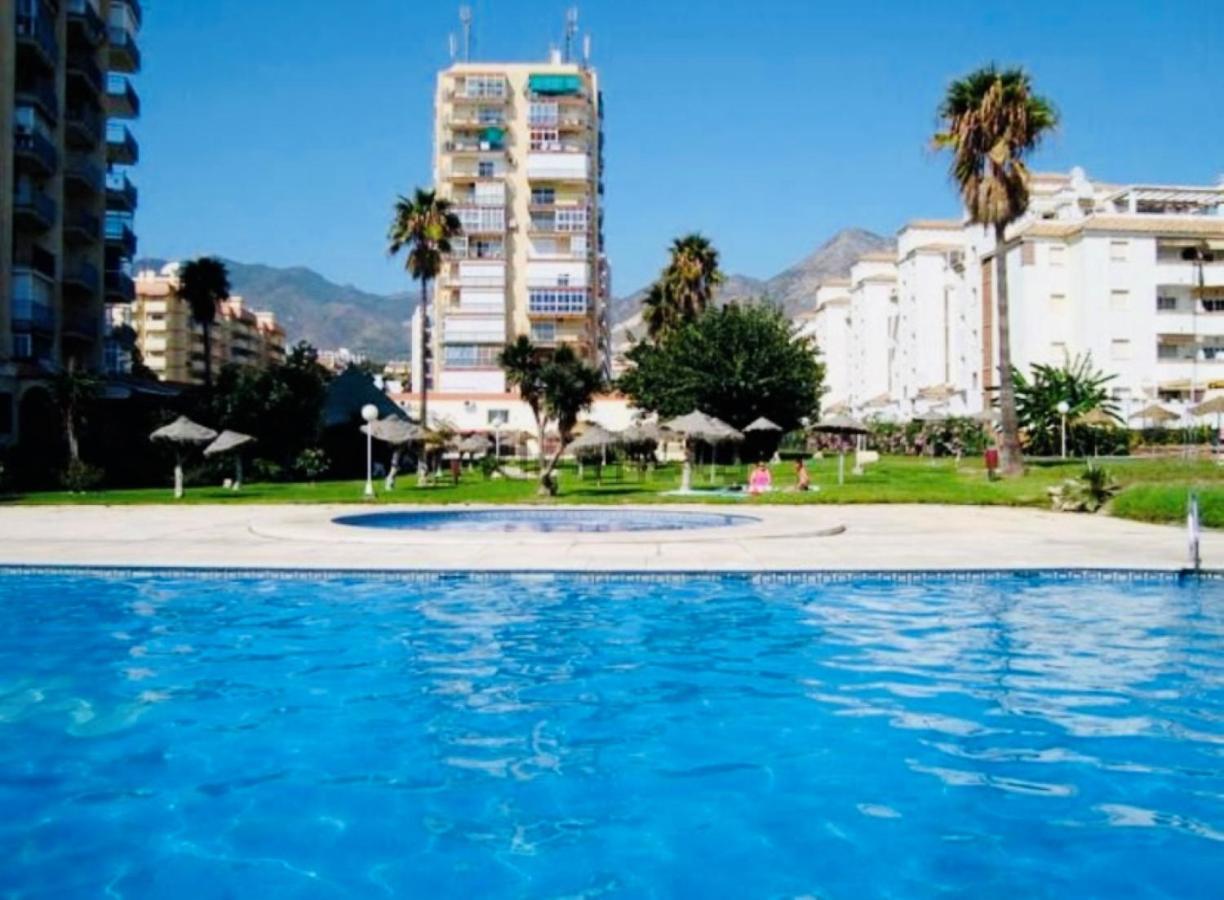 Precioso Estudio Frente Al Mar Con Piscina Benalmádena Exterior foto