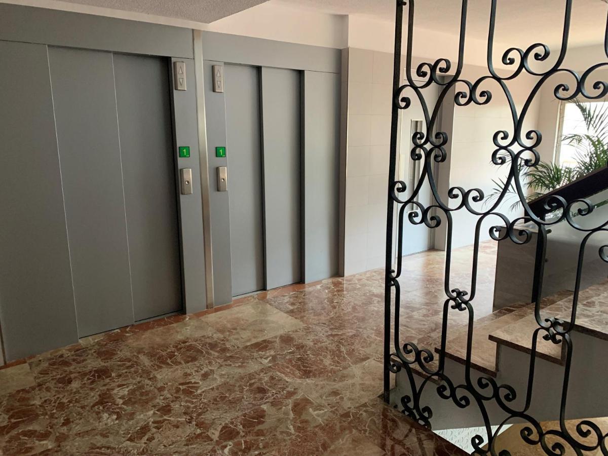Precioso Estudio Frente Al Mar Con Piscina Benalmádena Exterior foto